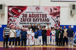 Bayrampaşa Belediyesi Spor Kulübü Karate Takımı’ndan Zafer Bayramı Şampiyonası’nda Başarılı Performans