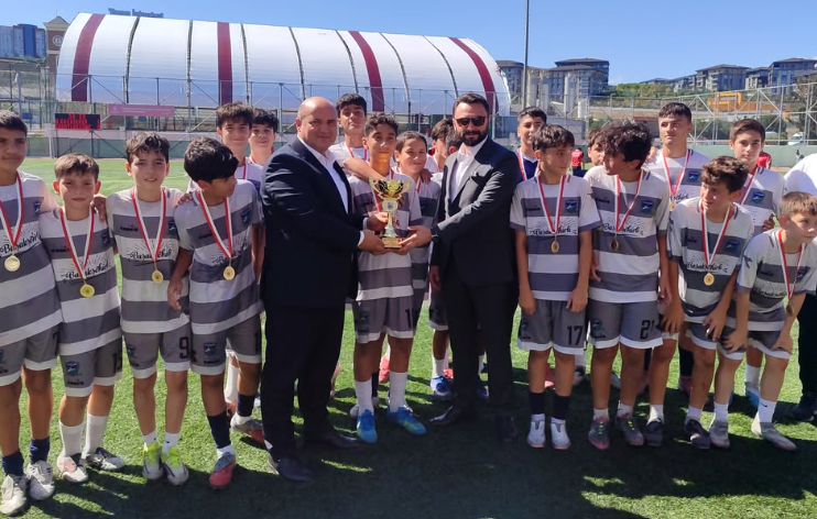 İAFKP’nun Düzenlediği Küçükçekmece Cup’ta Şampiyon Merkez Kayaşehir!
