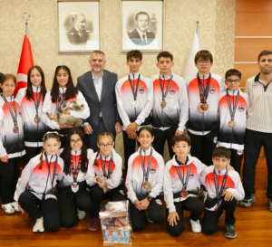 Antrenör Cahit Keskin’den Başkan İbrahim Akın’a Teşekkür
